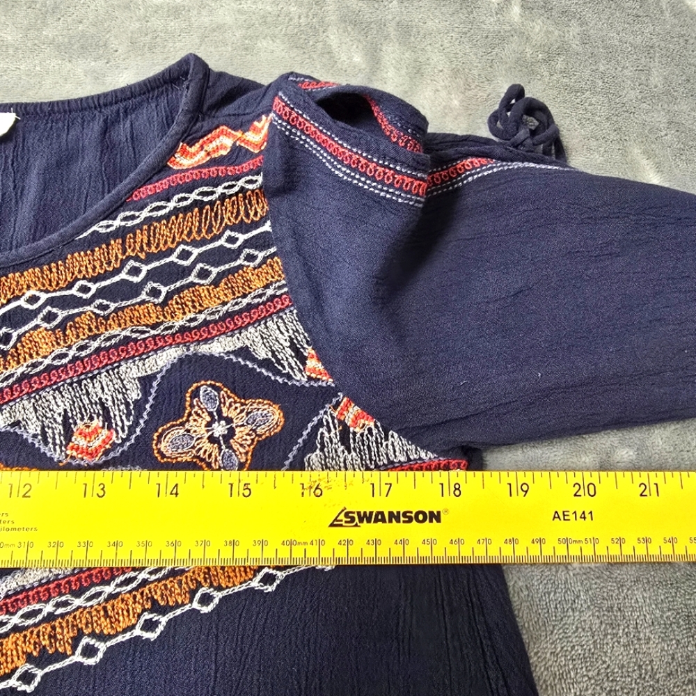 2/$30 Abercrombie & Fitch Embroidered Womens‎ Top Size XS Southwestern - Picture 7 of 12